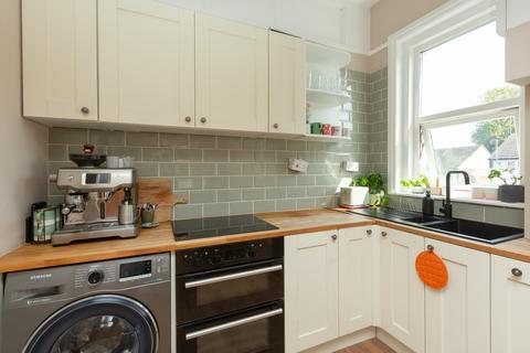 2 bedroom flat for sale, Cedric Road, Westgate-On-Sea, CT8