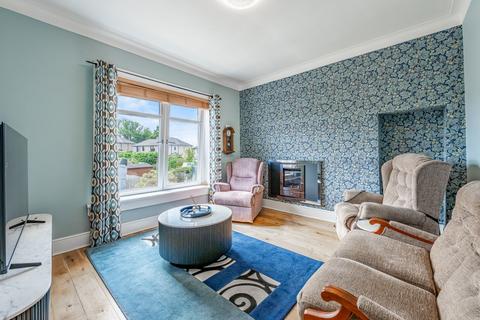4 bedroom semi-detached house for sale, 8 Kingsdyke Avenue, Kings Park, Glasgow, G44 4LS