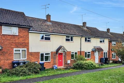 19 Waverley Close, Bulford Barracks, Salisbury, SP4 9LD