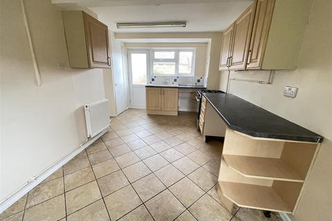 19 Waverley Close, Bulford Barracks, Salisbury, SP4 9LD