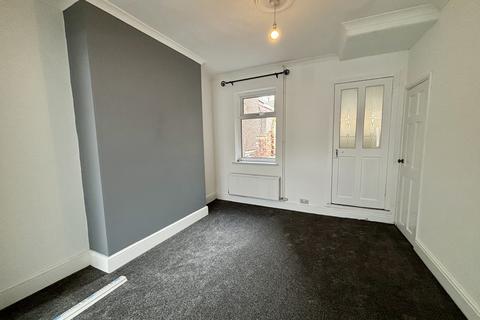 2 bedroom terraced house to rent, Lambert Street, Newport,