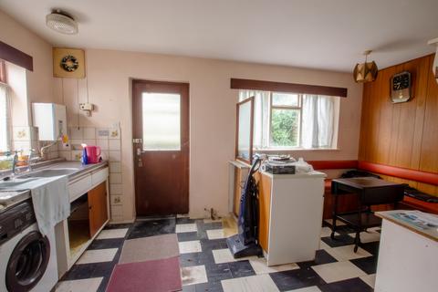 3 bedroom semi-detached house for sale, 69 Queens Crescent, Bodmin, PL31 1QP