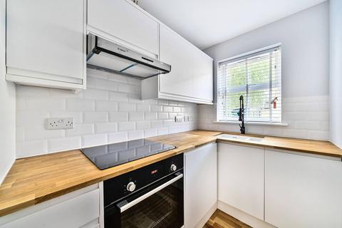 Flat 2, 16 Alpha Street, London, SE15 4NX