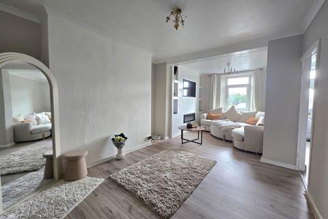 18 Foundry Row, Lonlas, Neath, SA10 6RH