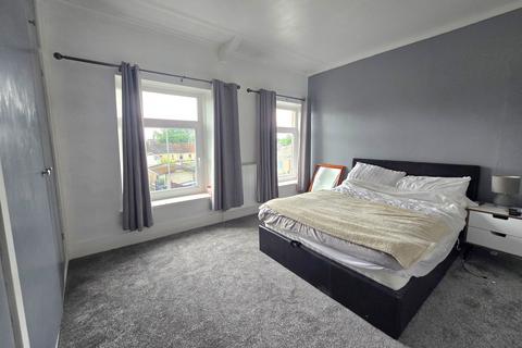 18 Foundry Row, Lonlas, Neath, SA10 6RH