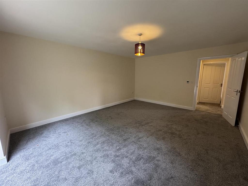 Living room 2.JPG