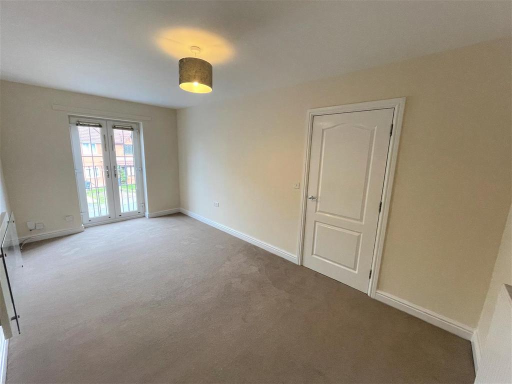 Living room 2.jpg