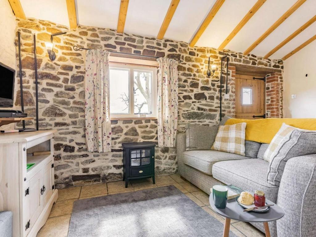 Lily Cottage