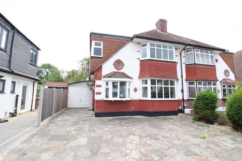 4 bedroom semi-detached house for sale, Kinross Avenue, Worcester Park KT4