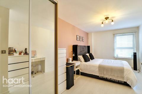 1 bedroom apartment for sale, Imperial Heights, South Woodford