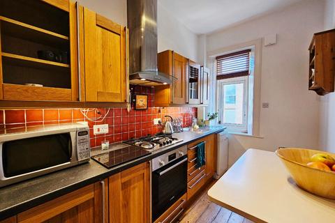 204/11 Bonnington Road, Edinburgh, EH6 5BH