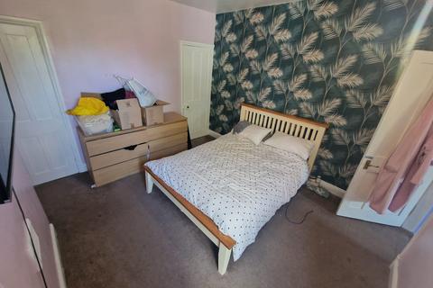 2 bedroom terraced house to rent, Wigston LE18