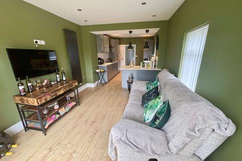 18 Bosworth Road, Neath, SA10 6BU