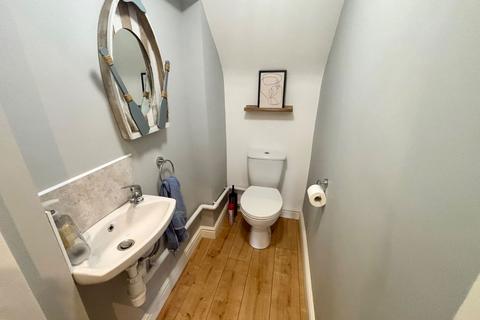 18 Bosworth Road, Neath, SA10 6BU