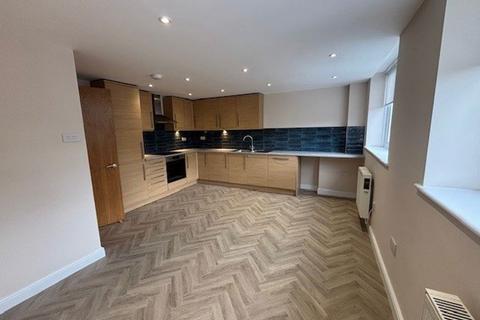 2 bedroom flat to rent, St Marys Row, Moseley, B13 9EF
