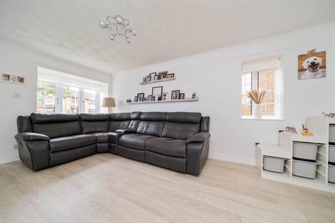 3 bedroom detached house for sale, Nursery Grove, Kilmacolm