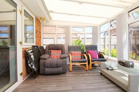 3 bedroom bungalow for sale, Ffordd Nant, Kinmel Bay LL18