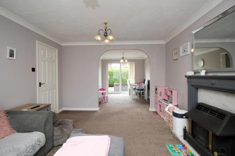 4 Clos Dinbych, Bodelwyddan, Rhyl, LL18 5WH