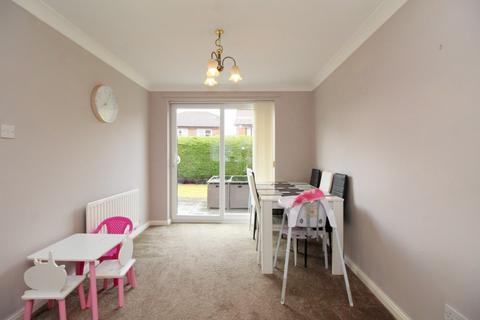 4 Clos Dinbych, Bodelwyddan, Rhyl, LL18 5WH