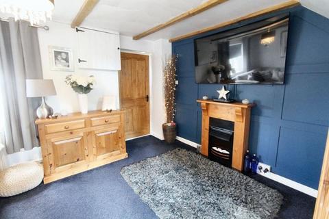 15 Cae Helyg, Pentre Halkyn, Holywell, CH8 8JA