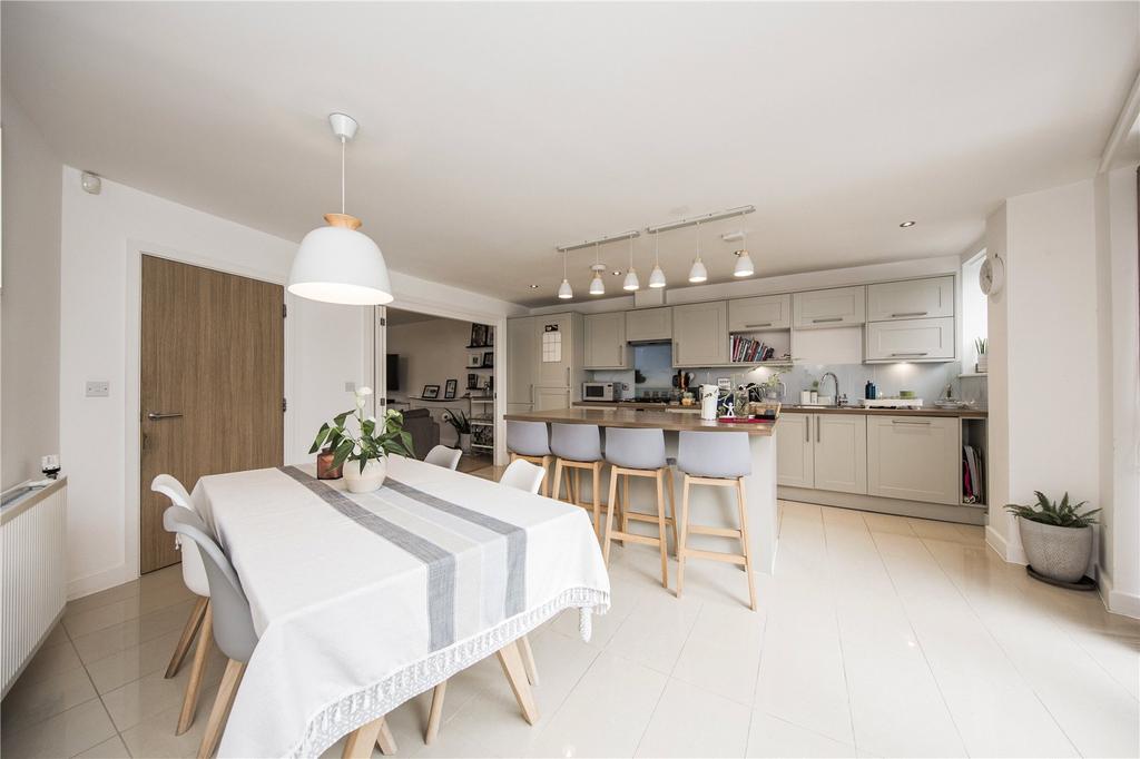 Kitchen/Breakfast