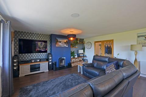 Penmullin School Hill, Shortlanesend, Truro, TR4 9DU