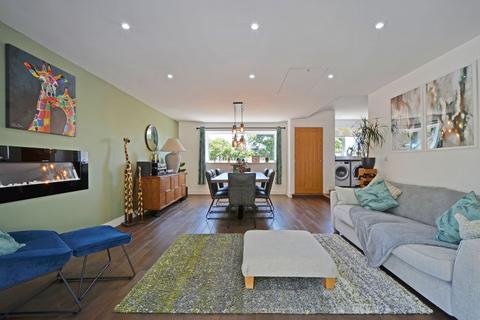 Penmullin School Hill, Shortlanesend, Truro, TR4 9DU