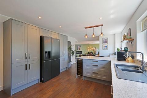 Penmullin School Hill, Shortlanesend, Truro, TR4 9DU