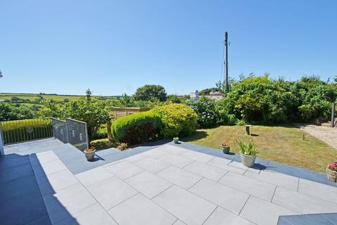 Penmullin School Hill, Shortlanesend, Truro, TR4 9DU