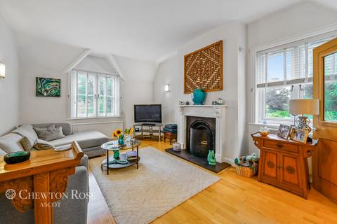 undefined, Kings Yard, Prince Albert Drive, Ascot