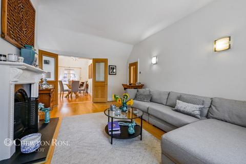 3 bedroom apartment for sale, Kings Yard, Prince Albert Drive, Ascot