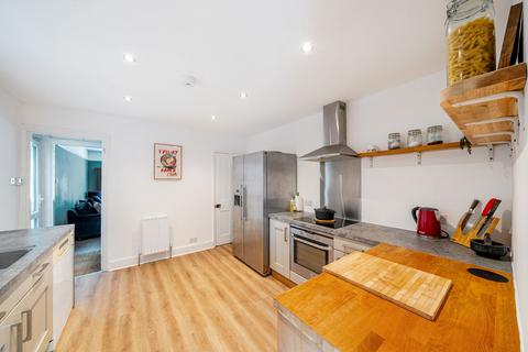 389 Limpsfield Road, Warlingham, CR6 9HA