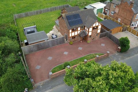 4 bedroom detached house for sale, Broughton Road, Crewe