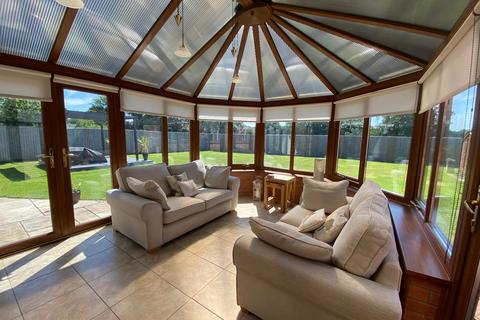 4 bedroom detached house for sale, Broughton Road, Crewe