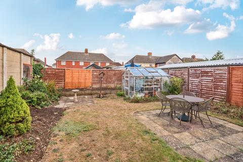 undefined, The Crescent, Bracebridge Heath, Lincoln, Lincolnshire, LN4