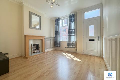 2 bedroom terraced house to rent, Bosworth Street, Leicester LE3