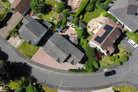 undefined, 2 Mayfield Gardens, Milnathort, KY13