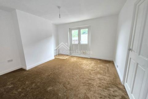 3 bedroom semi-detached house for sale, Laverhill, Liversedge