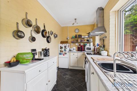 3 bedroom end of terrace house for sale, Heaton Road,  Lytham St. Annes, FY8