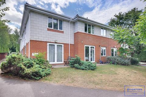 2 bedroom flat for sale, Oakdale Road, Oakdale, Poole