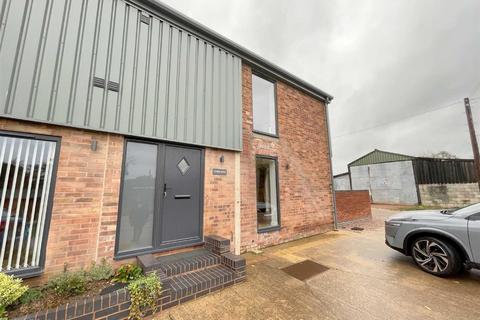 3 bedroom barn conversion to rent, Park Gate Lane, Abbotts Bromley