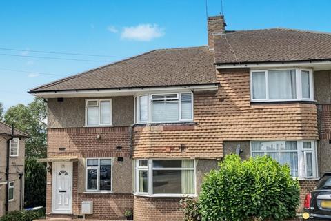 2 bedroom maisonette for sale, Castleton Avenue, Bexleyheath DA7