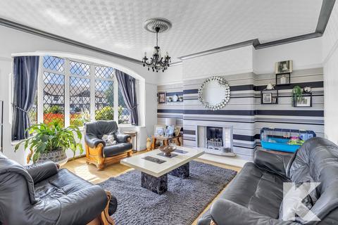 3 bedroom semi-detached house for sale, 552 Broadway, Chadderton, Oldham, OL9 9NH