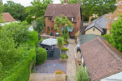 4 bedroom detached house for sale, Rectory Road, Little Burstead, CM12