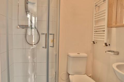 Studio to rent, Russell Road, London, Greater London, NW9