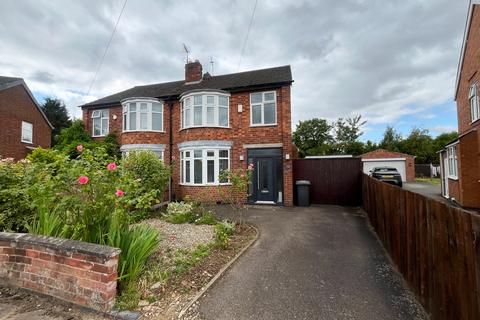 3 bedroom semi-detached house to rent, Northdene Road, Leicester LE2