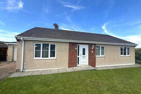 3 bedroom bungalow for sale, Caer Delyn, Llannerch-y-medd, Anglesey, LL71