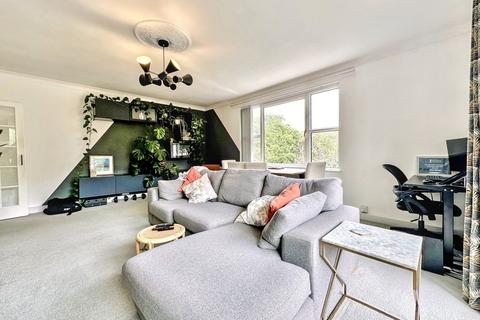 2 bedroom flat for sale, Branksome Park