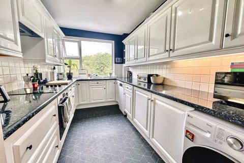 2 bedroom flat for sale, Branksome Park