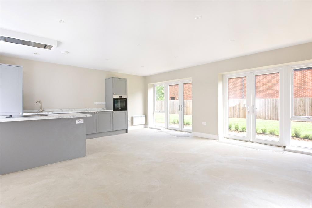 Kitchen/Dining